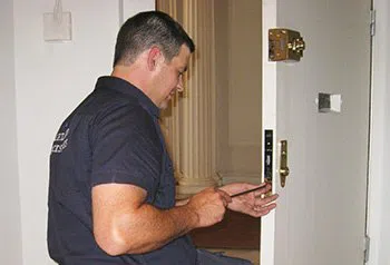 Logan Locksmith Shop Sylmar, CA 818-491-5032 - Expert-20Locksmith